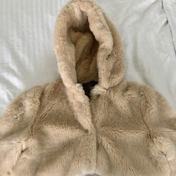 zara faux fur jacket with fur hood - Picture 1 of 2